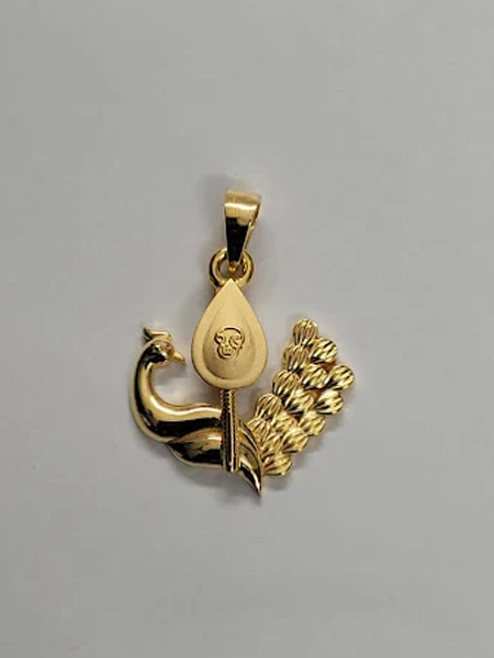 Elegant gold necklace display